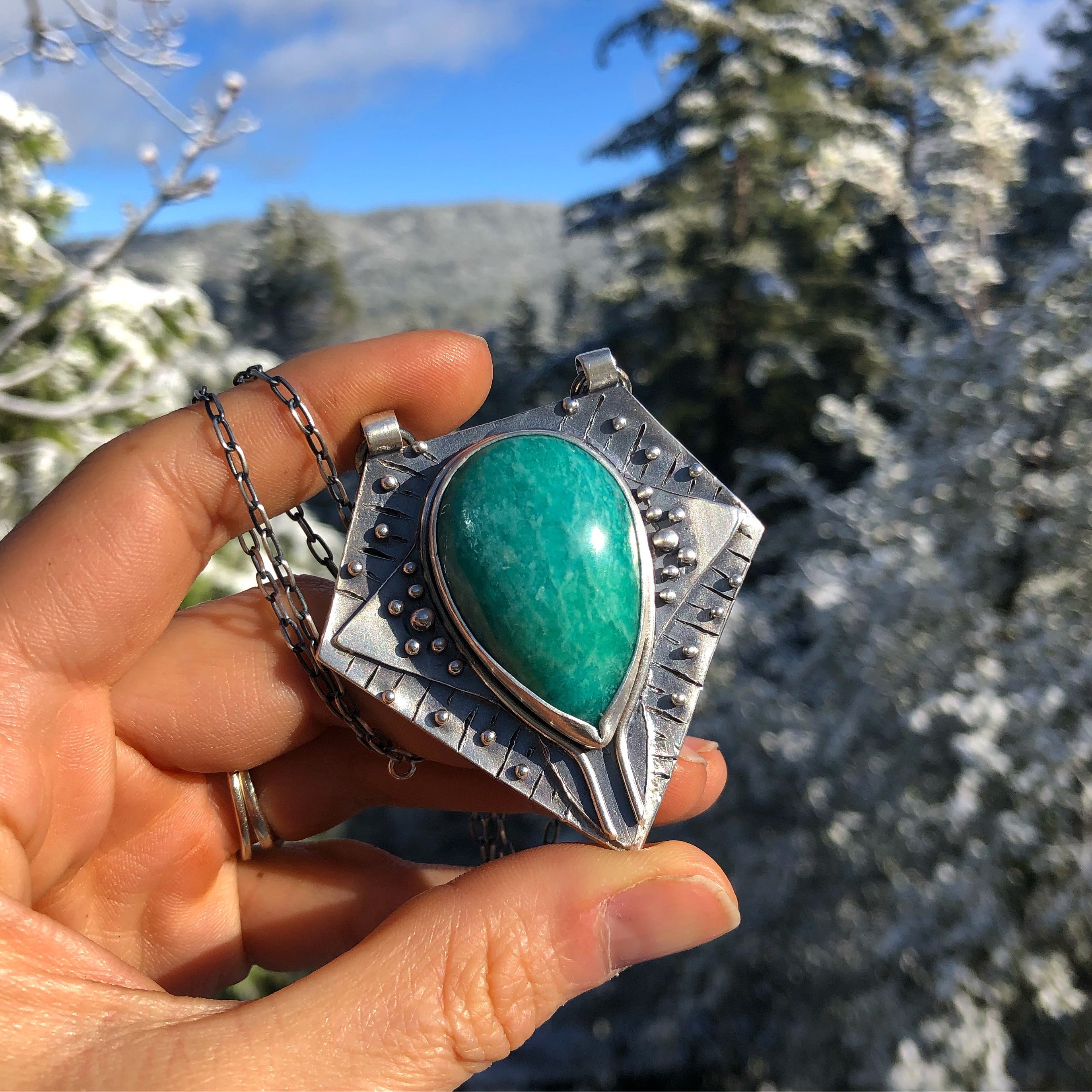 We’re in this together ✊💕 - acid-queen-jewelry