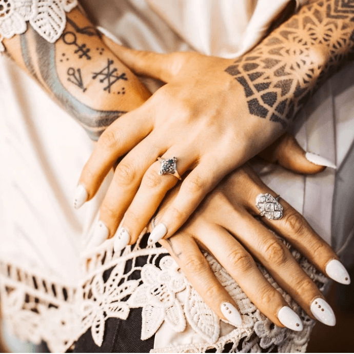 The day of a lifetime, with the perfect wedding jewelry - acid-queen-jewelry