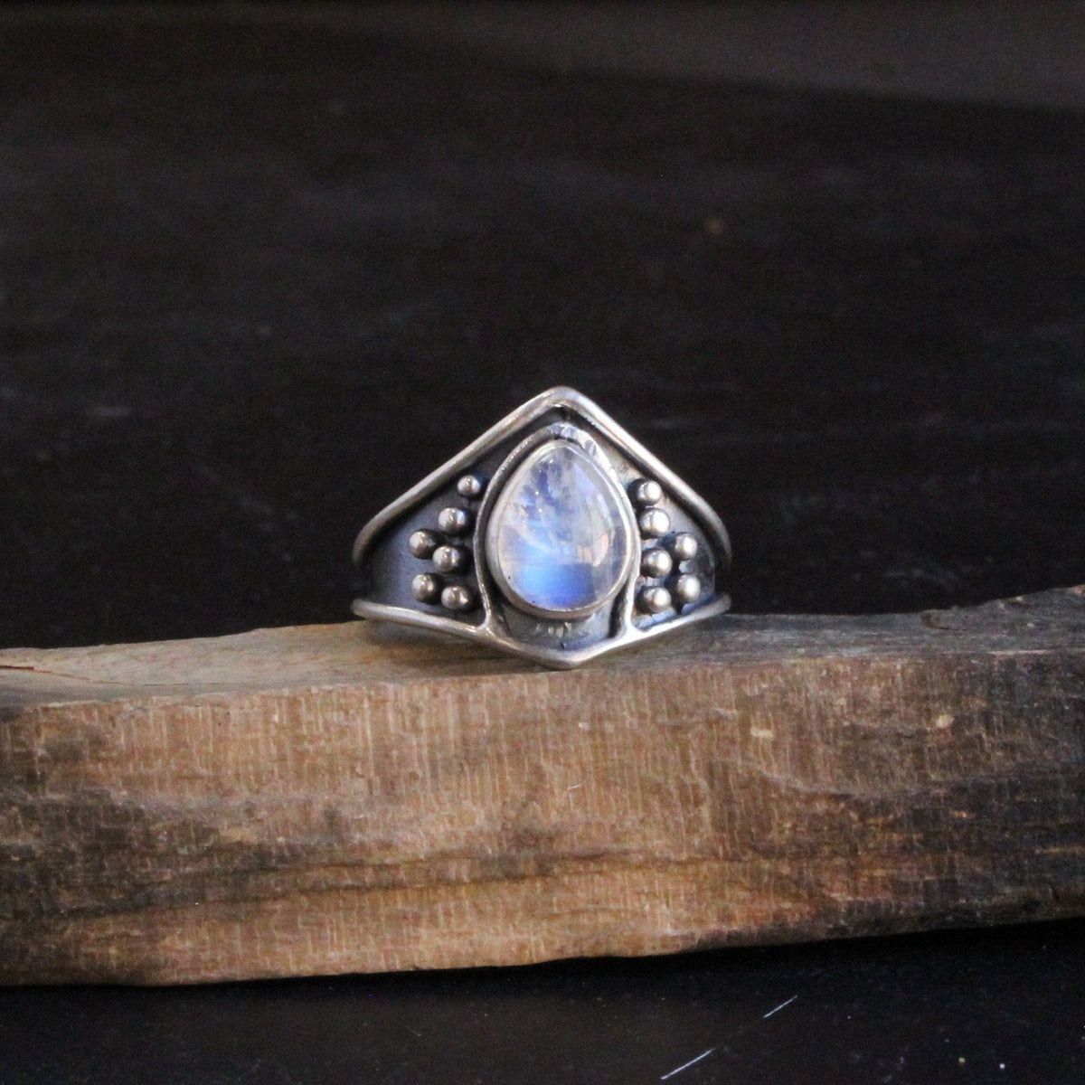 Vela Ring | Rainbow Moonstone - Acid Queen Jewelry