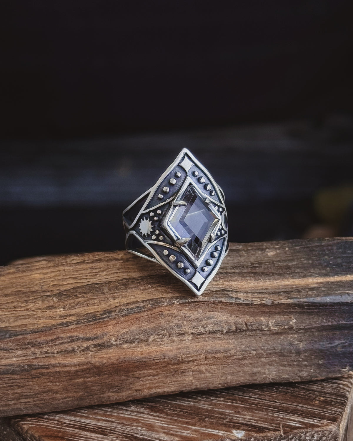 Nuit Ring | Sterling Silver + Faceted Quartz
