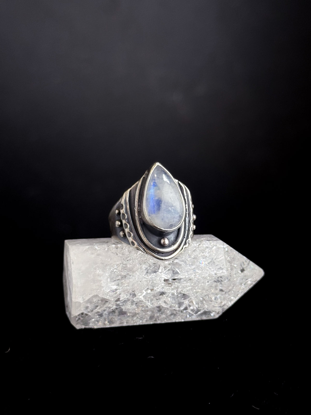 Luna Ring | Rainbow Moonstone + Sterling Silver - Size 9