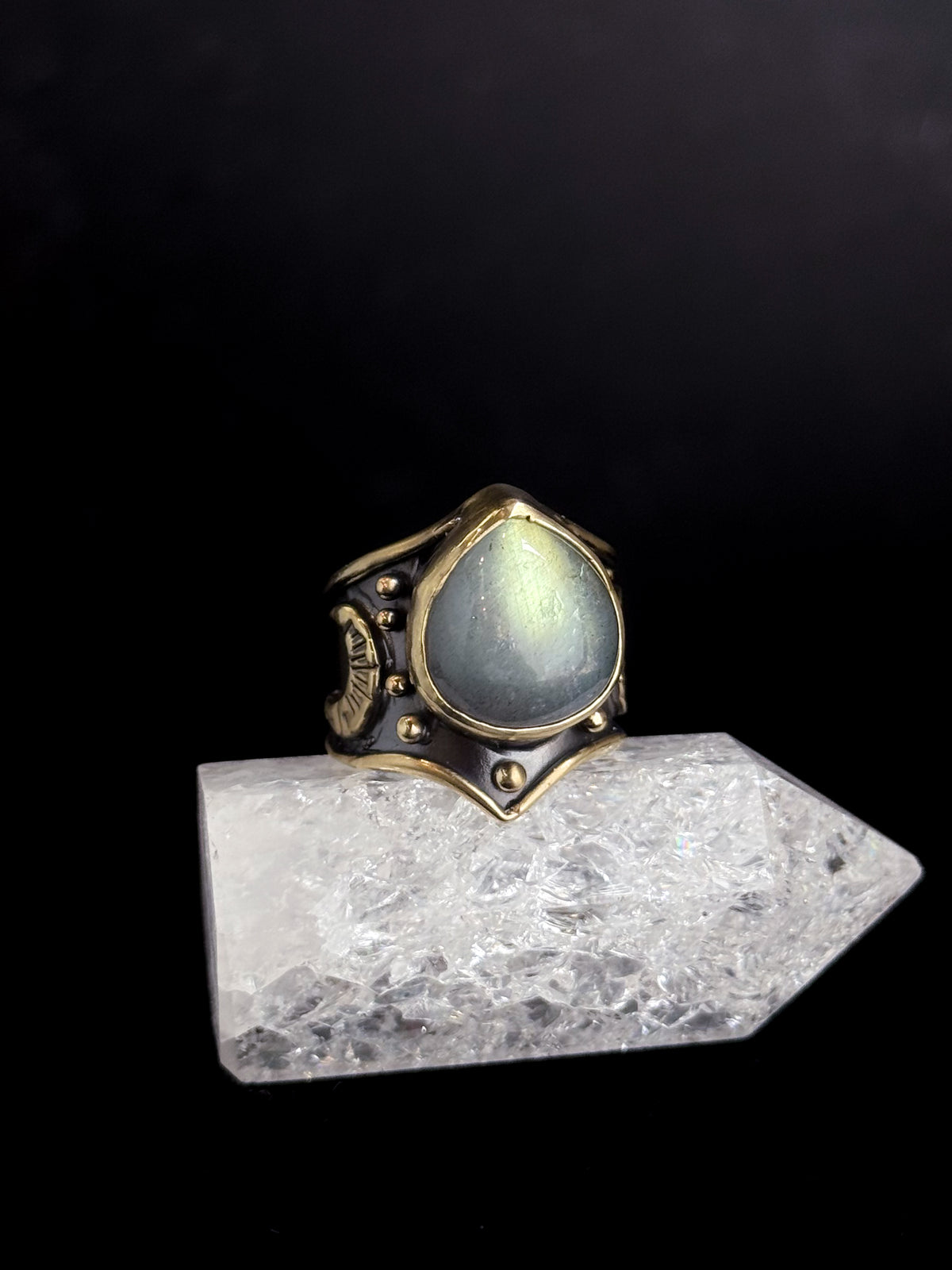 Moons Ring | Labradorite + Brass - Size 7