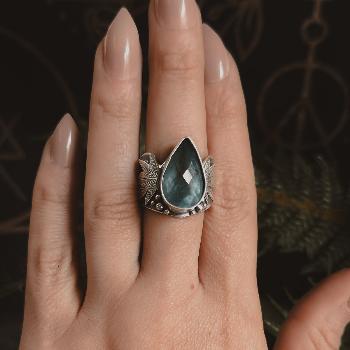 Sweet Leaf Ring // Aquamarine