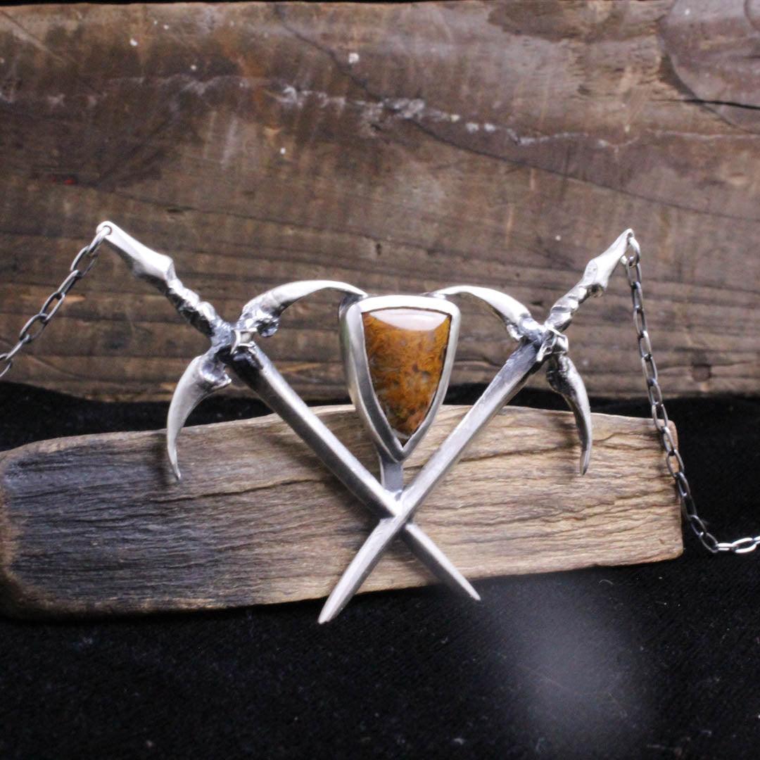 Crossed Swords Shield Choker Necklace - Acid Queen Jewelry