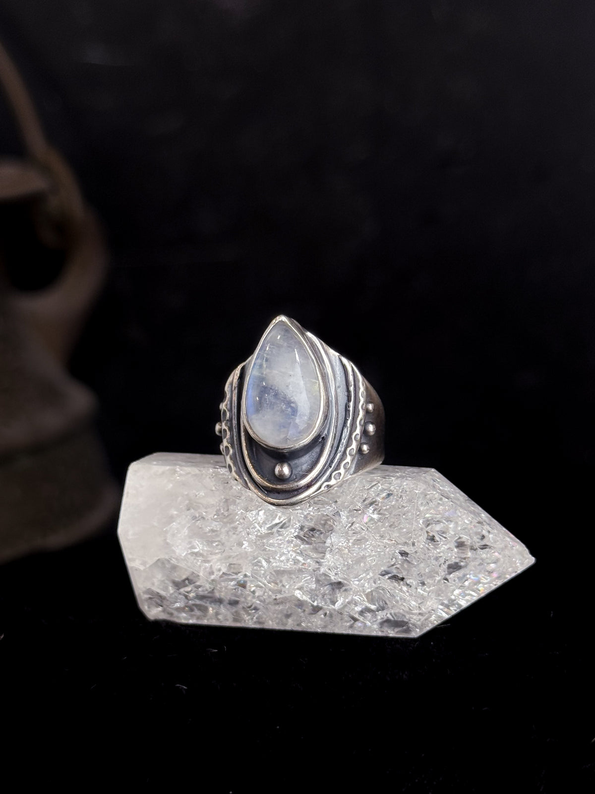 Luna Ring | Rainbow Moonstone + Sterling Silver - Size 9