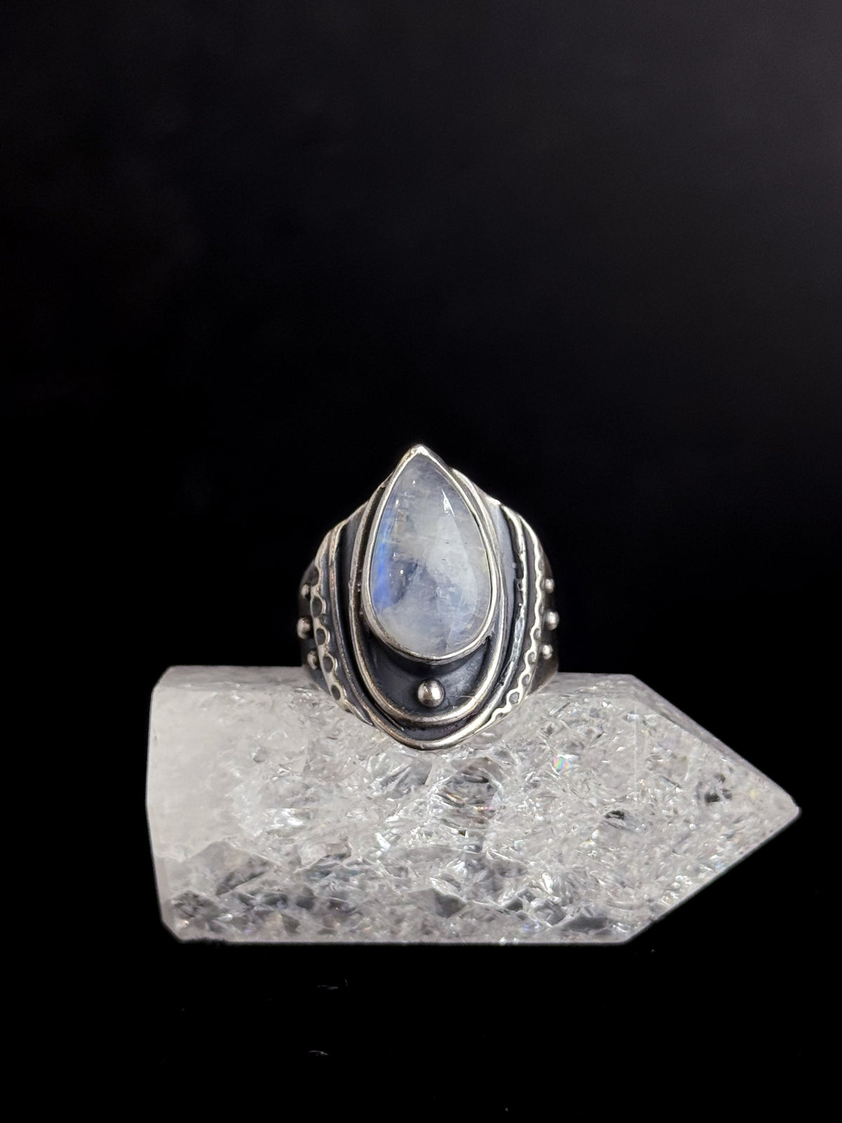 Luna Ring | Rainbow Moonstone + Sterling Silver - Size 9