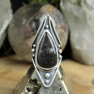 Warrior Shield Ring // Black Agate  - Size 7.5