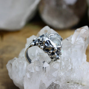 Captured Quartz Ring // Raw Quartz Size 6 - Acid Queen Jewelry