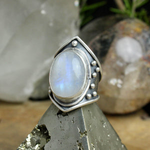 Warrior Ring // Rainbow Moonstone - Size 7