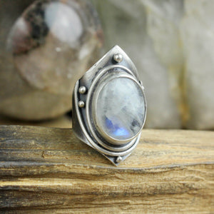 Warrior Ring // Rainbow Moonstone - Size 7