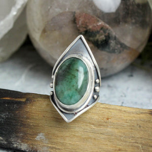 Warrior Ring // Emerald - Size 5
