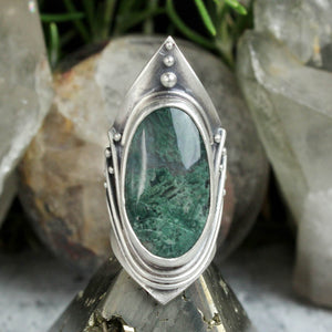 Warrior Shield Ring // Moss Agate - Size 7.75