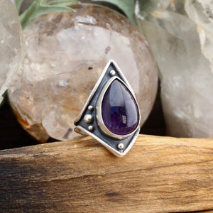 Warrior Ring // Amethyst - SIZE 8 - Acid Queen Jewelry