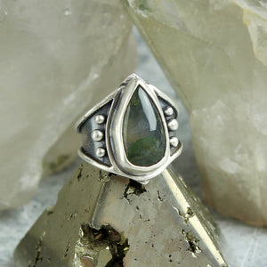 Warrior Ring //  Moss Agate- Size 8