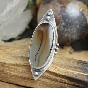 Warrior Shield Ring // Agate - Size 7.5