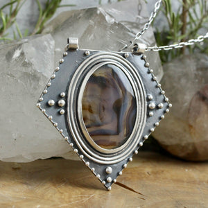 Voyager Necklace // Agate