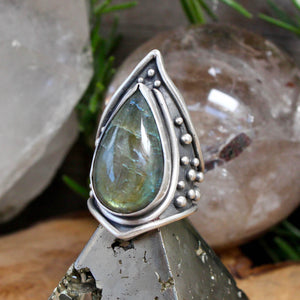 Warrior Ring // Labradorite - Size 9 - Acid Queen Jewelry