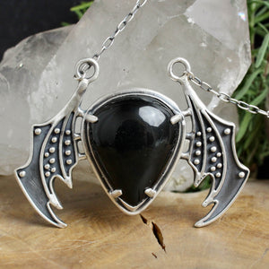 Winged Prophetess // Black Onyx
