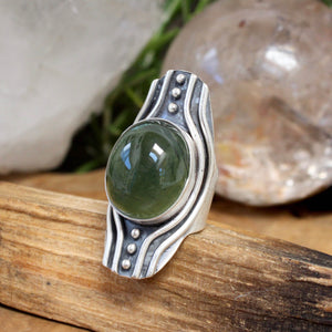 Warrior Shield Ring // Prehnite - Size 7 - Acid Queen Jewelry