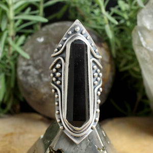 Amplifier Ring // Onyx - Size 7.5
