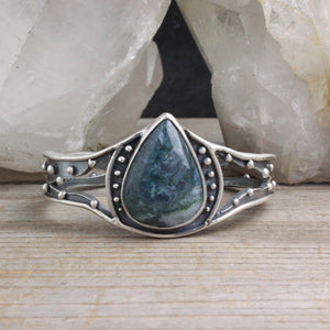 Warrior Laced Cuff // Moss Agate