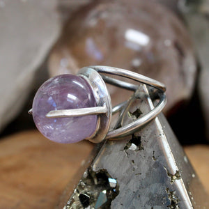 Divination Ring // Amethyst - Size 6 - Acid Queen Jewelry