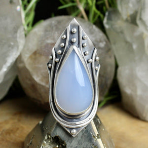 Warrior Shield Ring // Chalcedony - Size 11