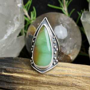 Warrior Shield Ring // Chrysoprase - Size 9