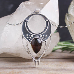 Voyager Necklace // Amber