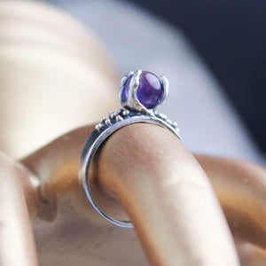 Sorceress Crystal Ball Ring- Amethyst - 6mm - Antiqued