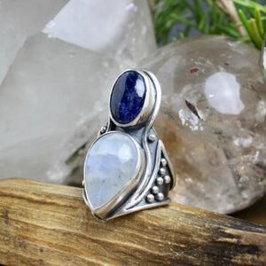 Warrior Mini Shield Ring // Kyanite + Rainbow Moonstone - Size 11 - Acid Queen Jewelry