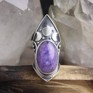 Moon Phase Shield Ring // Charoite - Size 9.5