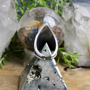 Warrior Mini Shield Ring // Double Kunzite  - Size 9 - Acid Queen Jewelry