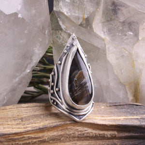 Warrior Ring //  Agate- Size 5.5 (Aquarius Collection)