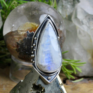 Warrior Shield Ring // Rainbow Moonstone - Size 8 - Acid Queen Jewelry