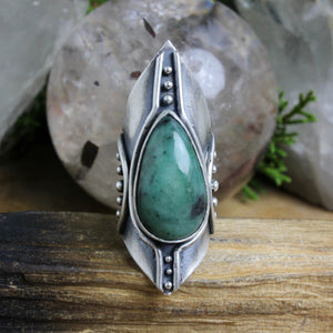 Warrior Shield Ring // Emerald - Size 6.5 - Acid Queen Jewelry