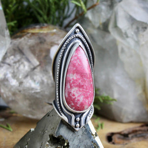 Warrior Shield Ring // Thulite - Size 6 - Acid Queen Jewelry
