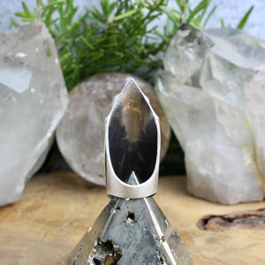 Warrior Shield Ring // Plume Agate- Size 6 - Acid Queen Jewelry