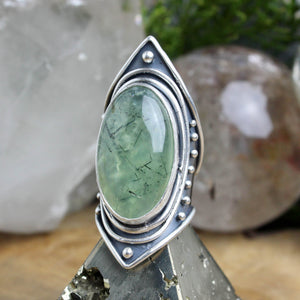 Warrior Shield Ring // Prehnite - Size 8 - Acid Queen Jewelry
